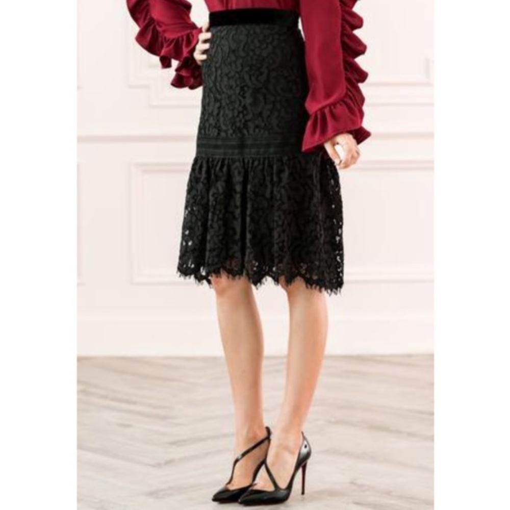 Host Pick 🎉 Rachel Parcell Lace Midi Skirt